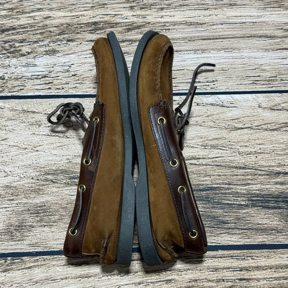Sperry Boat Shoes Mens 8.5 Brown Buck Leather Suede 2 Eye 0195412